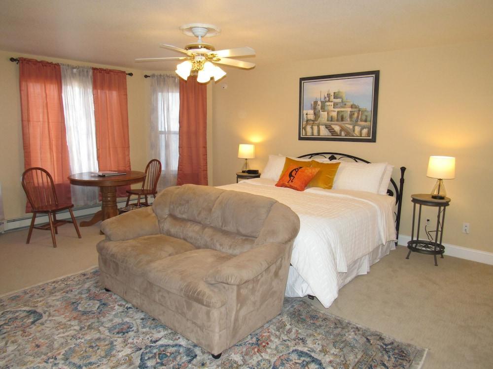 Castle Creek Bed And Breakfast Grand Junction Bagian luar foto