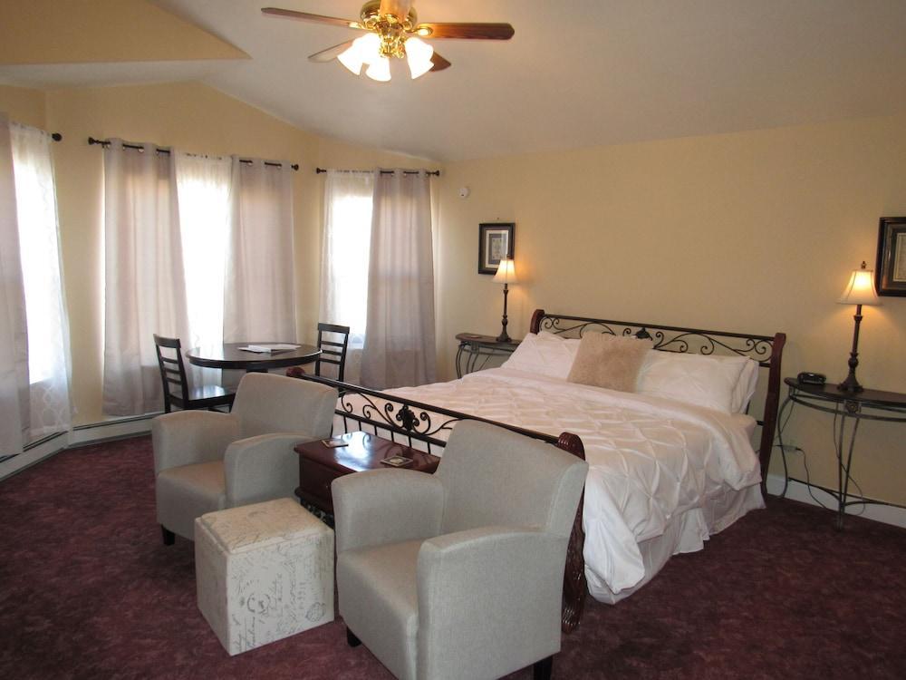 Castle Creek Bed And Breakfast Grand Junction Bagian luar foto
